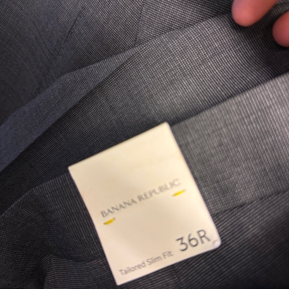 Banana Republic Nailhead Gray Suit - 44R Jacket / 36R Waist - WORN ONCE! - Picture 3 of 8
